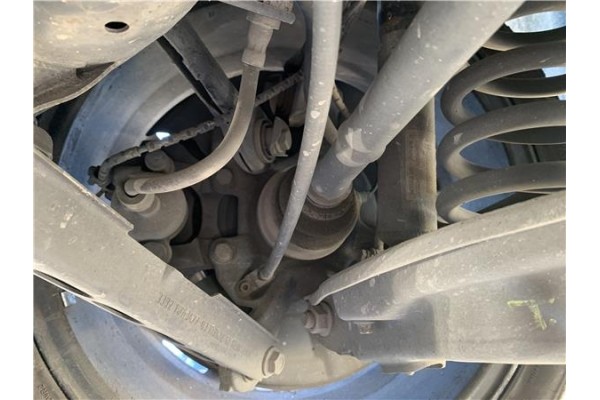 Recambio de mangueta trasero derecha para bmw serie 3 berlina (e90) 3.0 330d referencia OEM IAM 33326774808  