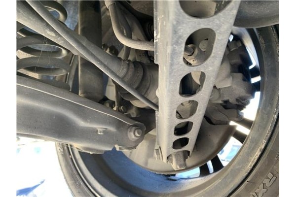 Recambio de mangueta trasero izquierda para bmw serie 3 berlina (e90) 3.0 330d referencia OEM IAM 33326774807  