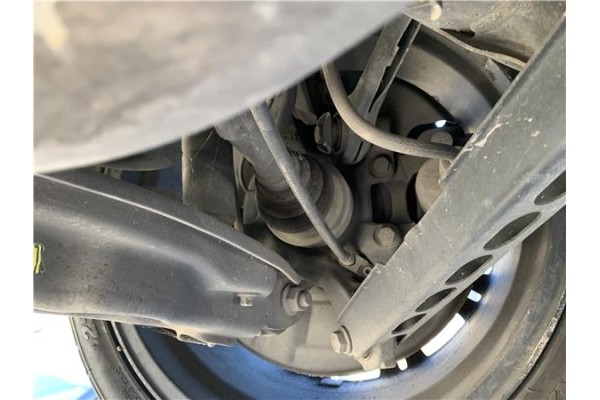 Recambio de mangueta trasero izquierda para bmw serie 3 berlina (e90) 3.0 330d referencia OEM IAM 33326774807  