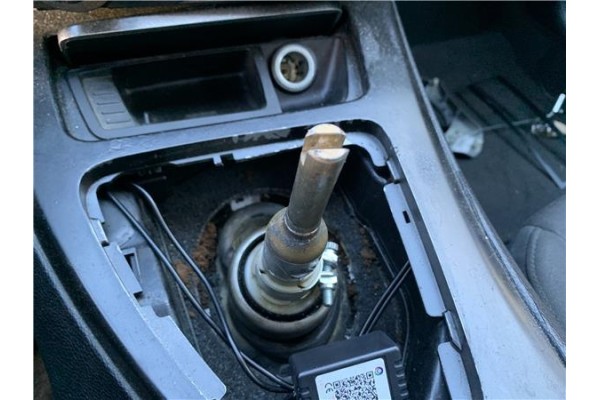 Recambio de palanca de cambio para bmw serie 3 berlina (e90) 3.0 330d referencia OEM IAM 25117555911  