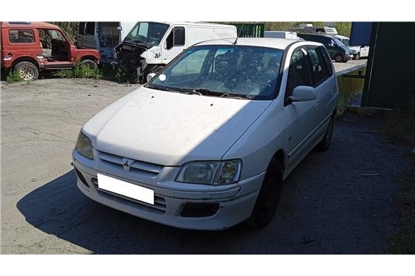 mitsubishi space star (dg0) del año 2001