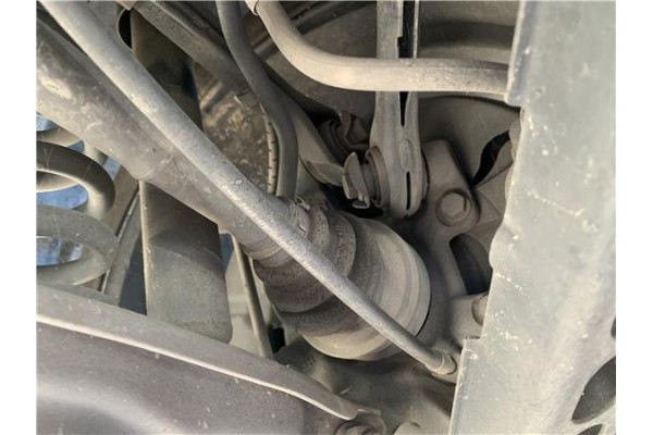 Recambio de palier trasero izquierdo para bmw serie 3 berlina (e90) 3.0 330d referencia OEM IAM 33217561789  