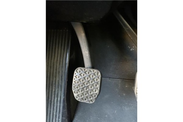 Recambio de pedal embrague para bmw serie 3 berlina (e90) 3.0 330d referencia OEM IAM 35006878300  