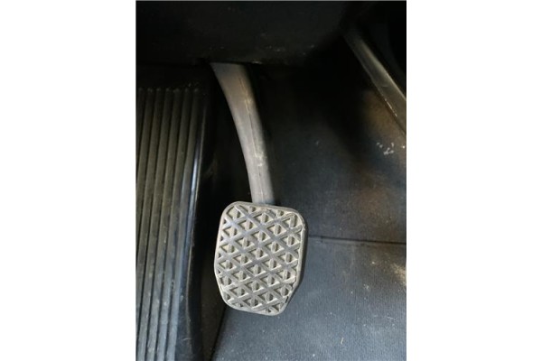 Recambio de pedal embrague para bmw serie 3 berlina (e90) 3.0 330d referencia OEM IAM 35006878300  