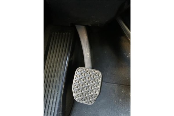 Recambio de pedal embrague para bmw serie 3 berlina (e90) 3.0 330d referencia OEM IAM 35006878300  