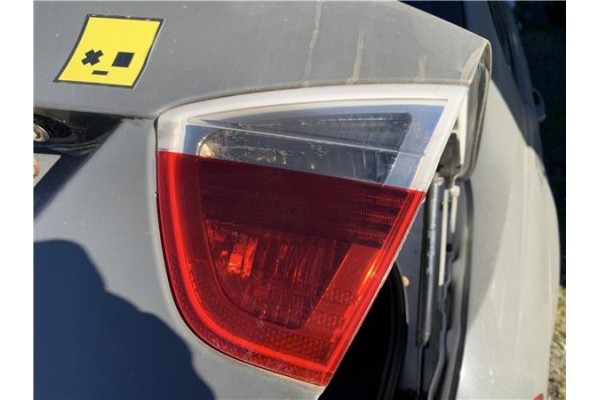 Recambio de piloto porton trasero derecho para bmw serie 3 berlina (e90) 3.0 330d referencia OEM IAM 63210406884 82792449920 