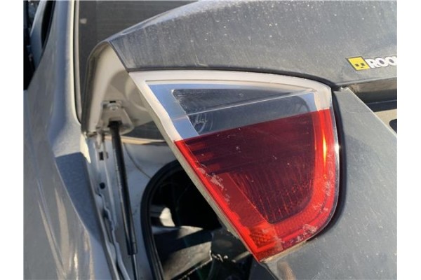 Recambio de piloto porton trasero izquierdo para bmw serie 3 berlina (e90) 3.0 330d referencia OEM IAM 63210406883 82792449919 