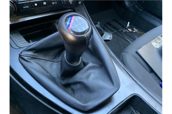 Recambio de pomo palanca cambio para bmw serie 3 berlina (e90) 3.0 330d referencia OEM IAM 25110429269 25110435847 