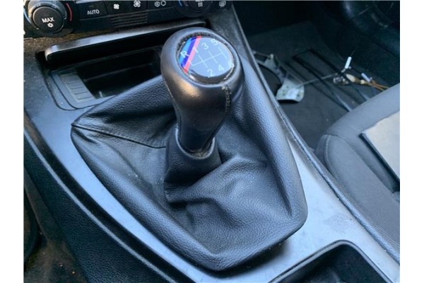 Recambio de pomo palanca cambio para bmw serie 3 berlina (e90) 3.0 330d referencia OEM IAM 25110429269 25110435847 