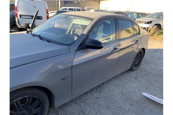 Recambio de puerta delantero izquierda para bmw serie 3 berlina (e90) 3.0 330d referencia OEM IAM 41515A2A385 41007203643 