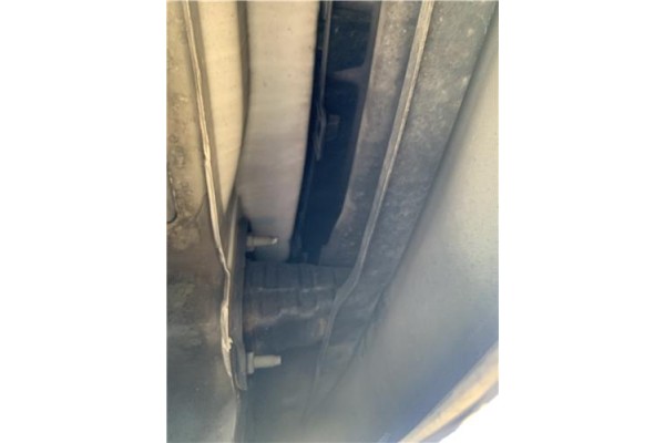 Recambio de refuerzo paragolpes trasero para bmw serie 3 berlina (e90) 3.0 330d referencia OEM IAM 51127058467  