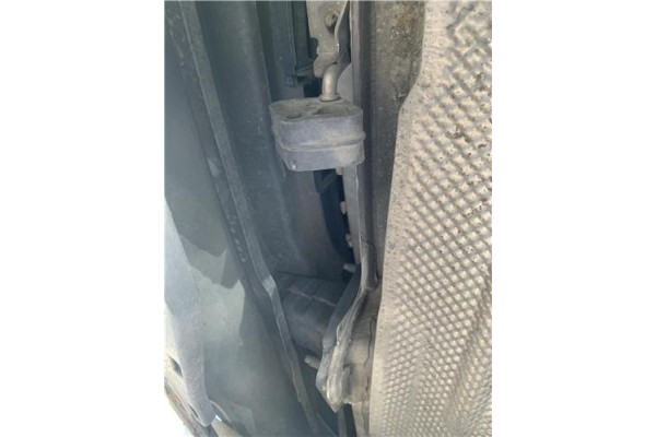 Recambio de refuerzo paragolpes trasero para bmw serie 3 berlina (e90) 3.0 330d referencia OEM IAM 51127058467  