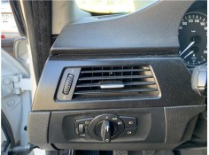 Recambio de rejilla entrada de aire para bmw serie 3 berlina (e90) 3.0 330d referencia OEM IAM 64229130459  