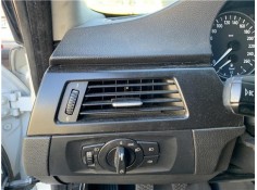 Recambio de rejilla entrada de aire para bmw serie 3 berlina (e90) 3.0 330d referencia OEM IAM 64229130459  