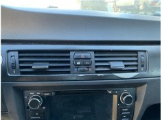 Recambio de rejilla entrada de aire para bmw serie 3 berlina (e90) 3.0 330d referencia OEM IAM 64229130458  