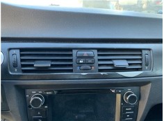 Recambio de rejilla entrada de aire para bmw serie 3 berlina (e90) 3.0 330d referencia OEM IAM 64229130458  