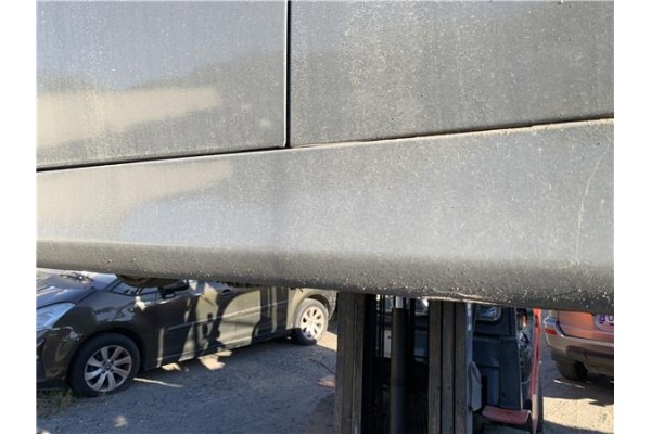 Recambio de spoiler talonera lat. derecha para bmw serie 3 berlina (e90) 3.0 330d referencia OEM IAM 51777164796  