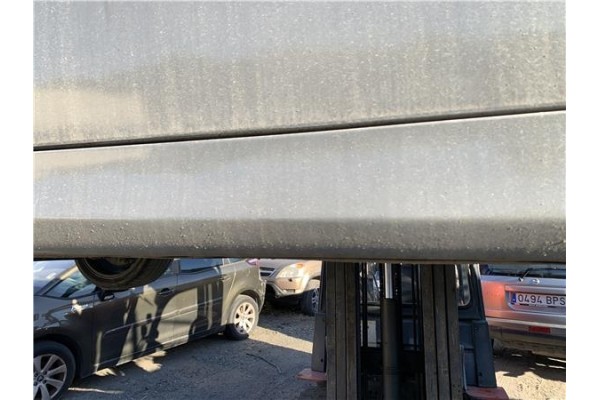 Recambio de spoiler talonera lat. derecha para bmw serie 3 berlina (e90) 3.0 330d referencia OEM IAM 51777164796  