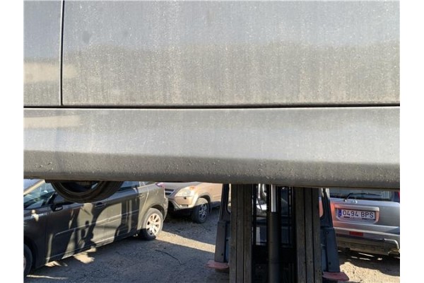 Recambio de spoiler talonera lat. derecha para bmw serie 3 berlina (e90) 3.0 330d referencia OEM IAM 51777164796  