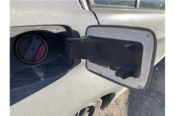 Recambio de tapa exterior combustible para bmw serie 3 berlina (e90) 3.0 330d referencia OEM IAM 51177060692  