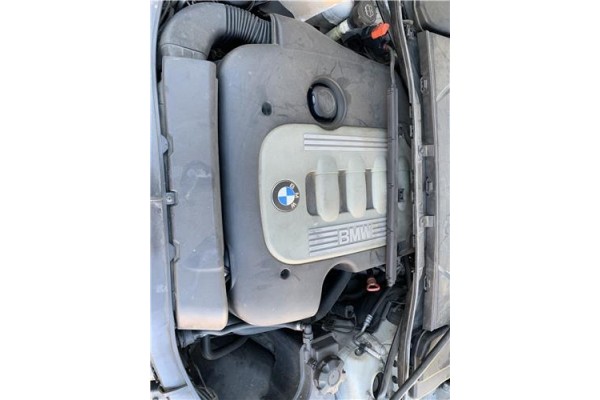 Recambio de tapa motor para bmw serie 3 berlina (e90) 3.0 330d referencia OEM IAM 11147807243  