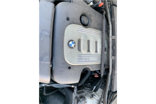 Recambio de tapa motor para bmw serie 3 berlina (e90) 3.0 330d referencia OEM IAM 11147807243  