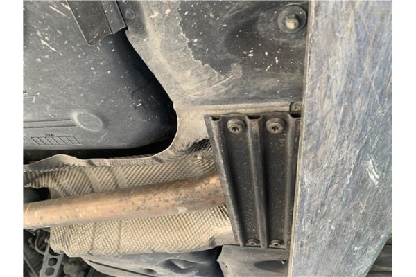 Recambio de tubo escape central para bmw serie 3 berlina (e90) 3.0 330d referencia OEM IAM 7793237 21305011205 