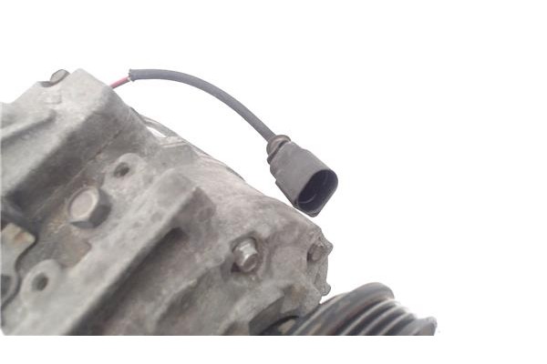 Recambio de compresor aire acond. para audi a4 berlina (8e) 1.9 tdi (96kw) referencia OEM IAM 4472208404  