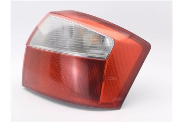 Recambio de piloto trasero derecho para audi a4 berlina (8e) 1.9 tdi (96kw) referencia OEM IAM 8E0945096C 833008 