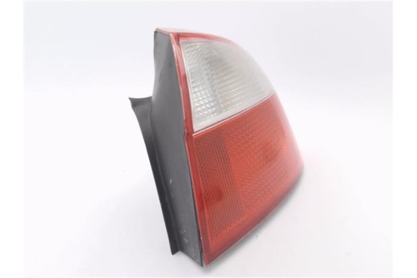 Recambio de piloto trasero derecho para audi a4 berlina (8e) 1.9 tdi (96kw) referencia OEM IAM 8E0945096C 833008 