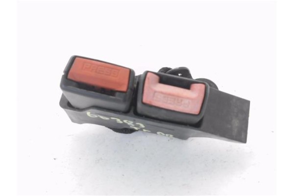 Recambio de anclaje cinturon trasero derecho para renault clio iii 1.5 dci (br17, cr17) referencia OEM IAM 33047671  