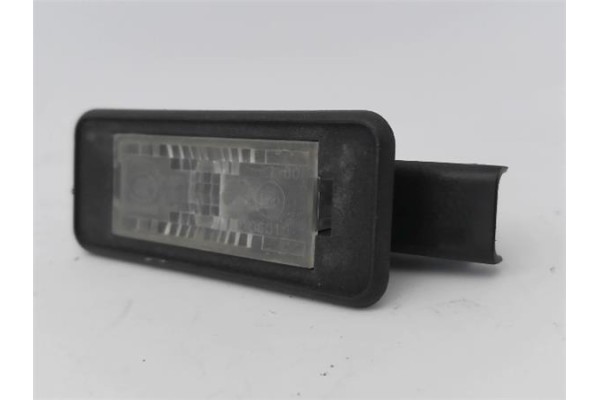 Recambio de piloto matricula para citroen c5 berlina 2.0 audace referencia OEM IAM   