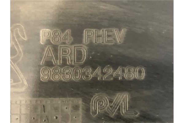 Recambio de pase rueda trasero derecho para peugeot 3008 1.6 pure tech referencia OEM IAM 9830342480  