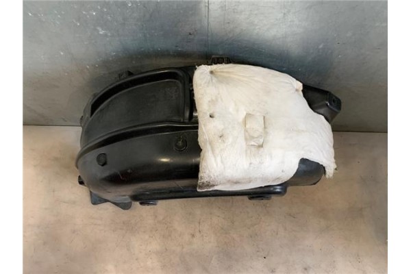 Recambio de pase rueda trasero izquierdo para peugeot 3008 1.6 pure tech referencia OEM IAM 9830342680  