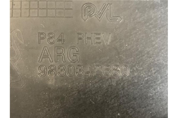 Recambio de pase rueda trasero izquierdo para peugeot 3008 1.6 pure tech referencia OEM IAM 9830342680  