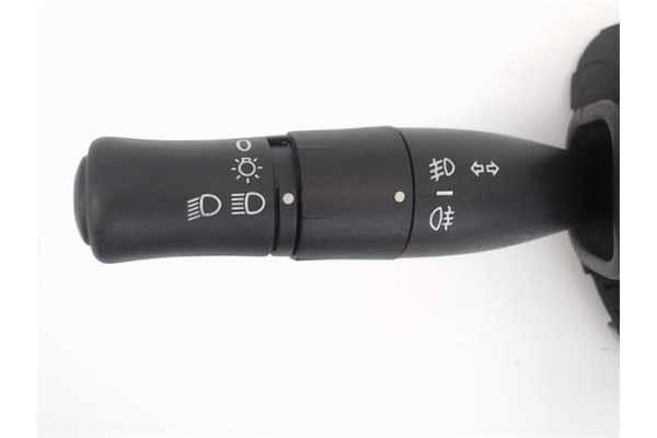 Recambio de mando intermitencia para renault megane ii (bm0/1_, cm0/1_) 1.6 16v (bm0c, cm0c) referencia OEM IAM 8200155865  