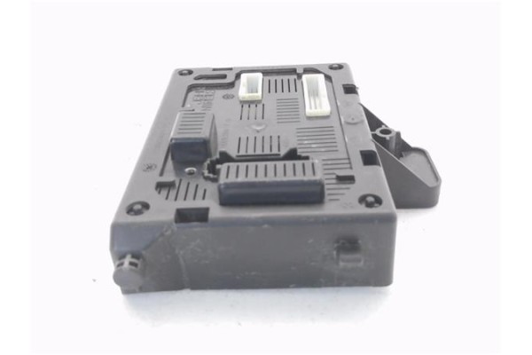Recambio de modulo confort para renault clio iii 1.5 dci (br17, cr17) referencia OEM IAM 8200652285 281181253A 