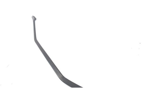 Recambio de brazo limpiaparabrisas delantero derecho para toyota yaris (ncp1/nlp1/scp1) 1.4 d-4d referencia OEM IAM 2320001395  