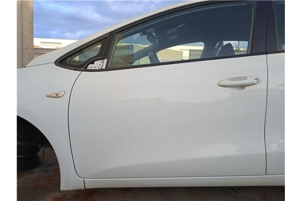 Recambio de puerta delantero izquierda para kia ceed (ed) 1.4 referencia OEM IAM   