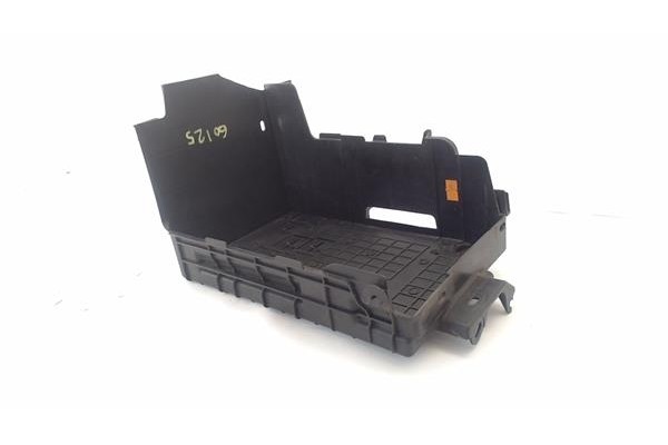 Recambio de protector soporte bateria para citroen c4 cactus 1.5 business class referencia OEM IAM 9801801880  