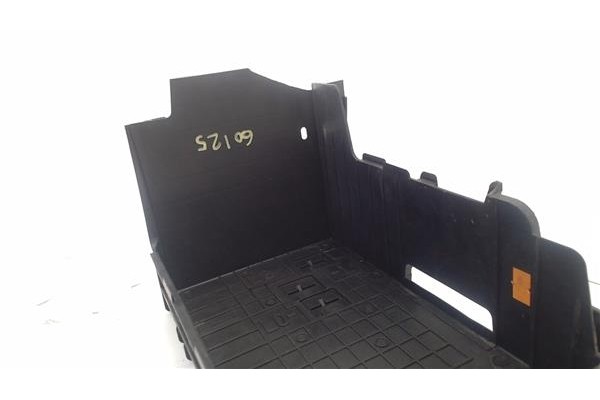 Recambio de protector soporte bateria para citroen c4 cactus 1.5 business class referencia OEM IAM 9801801880  