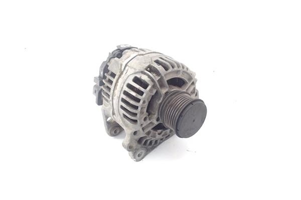 Recambio de alternador para seat ibiza (6k1) 1.9 tdi referencia OEM IAM 038903023L  