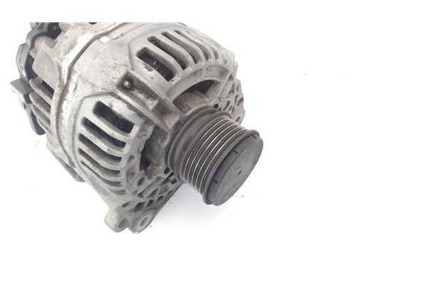 Recambio de alternador para seat ibiza (6k1) 1.9 tdi referencia OEM IAM 038903023L  