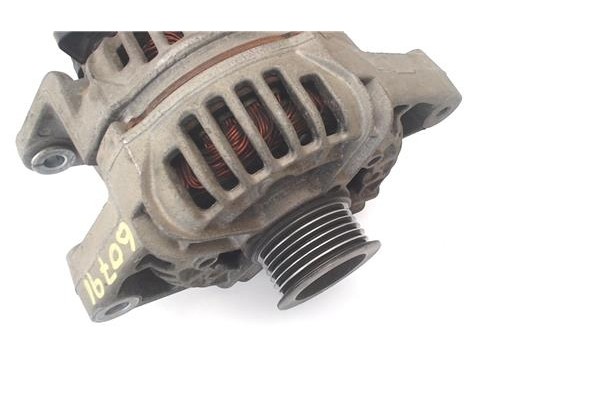 Recambio de alternador para opel astra f berlina 1.6 i 16v referencia OEM IAM 3850124415008  