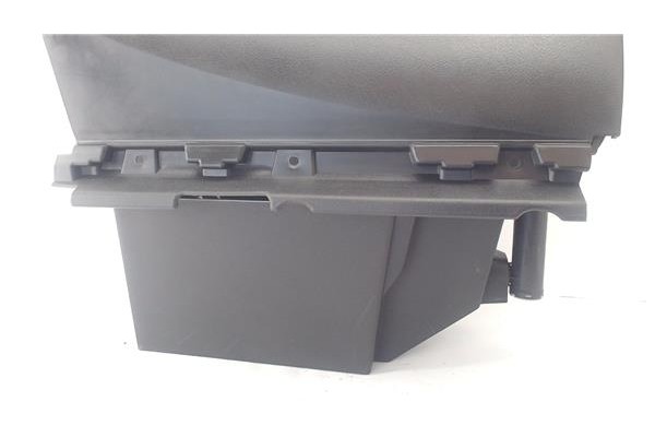 Recambio de guantera salpicadero para peugeot 207 1.4 referencia OEM IAM 9686215277  