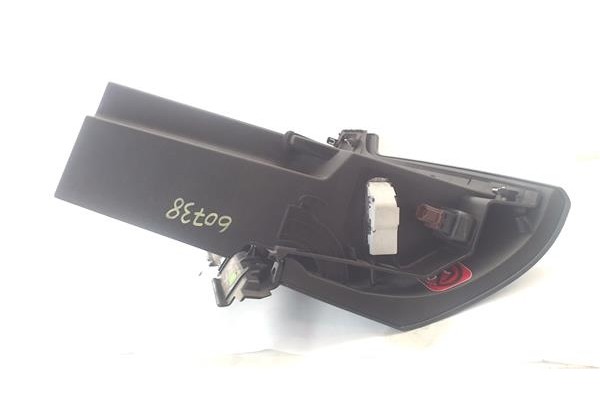 Recambio de guantera salpicadero para peugeot 207 1.4 referencia OEM IAM 9686215277  