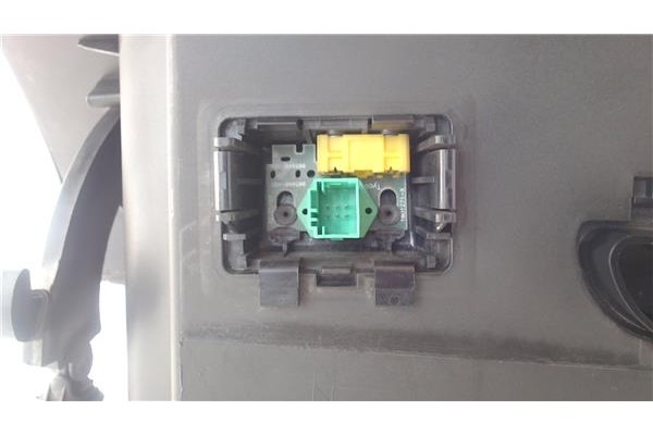 Recambio de guantera salpicadero para peugeot 207 1.4 referencia OEM IAM 9686215277  