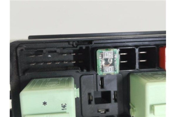 Recambio de caja fusibles/rele para mini mini (r56) 1.6 cooper referencia OEM IAM 344950402 17236010 