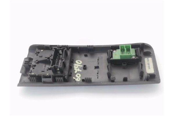 Recambio de mando elevalunas delantero izquierdo para mercedes-benz clase a (bm 168) 1.7 170 cdi (168.008) referencia OEM IAM 16