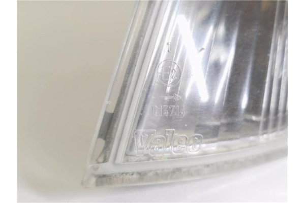 Recambio de intermitente delantero izquierdo para citroen saxo 1.5 d referencia OEM IAM E2014714  